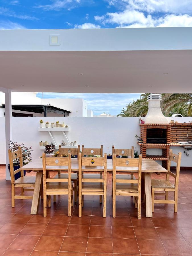 Casa Costa Bella Villa Costa Teguise Exterior photo